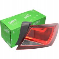 Lampa tylna prawa - VALEO 045109