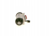 Cylinderek hamulca koła prawego; z tyłu - BOSCH F 026 002 020 — zdjęcie 4