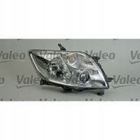 Reflektor halogenowy prawy LHD - VALEO 043460