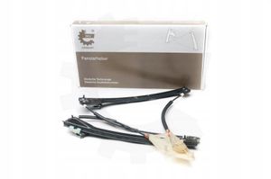 Podnośnik szyby przód lewy elektryczny - SKV ESEN 01SKV561