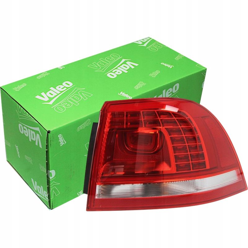 Lampa tylna LED prawa LHD/RHD - VALEO 044607