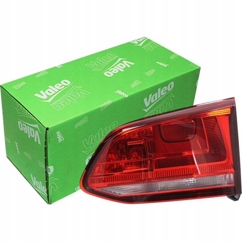 Lampa tylna prawa - VALEO 045223