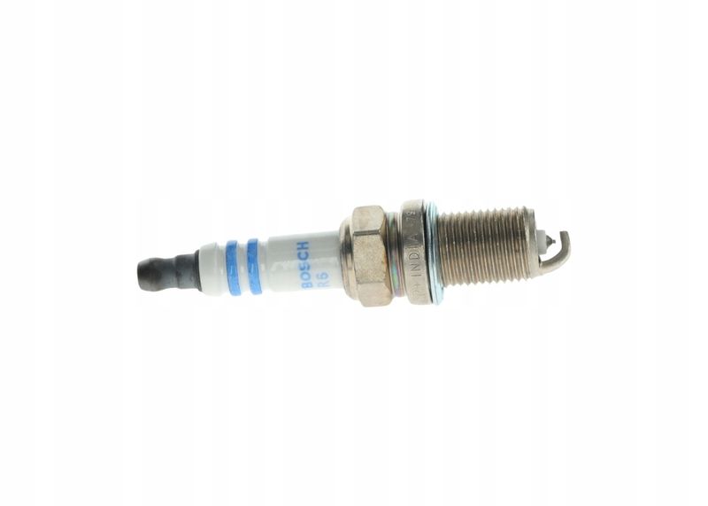 Świeca zapŁonowa super plus+24 - BOSCH 0 242 235 749