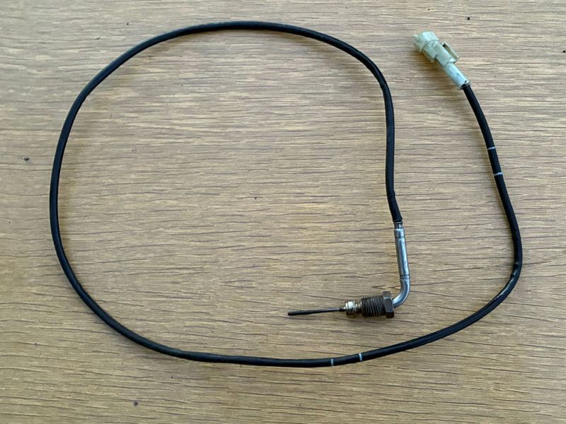 Czujnik temperatury spalin - OE 55284358