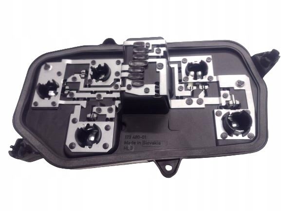 Lampa tył - OE 7E5 945 257