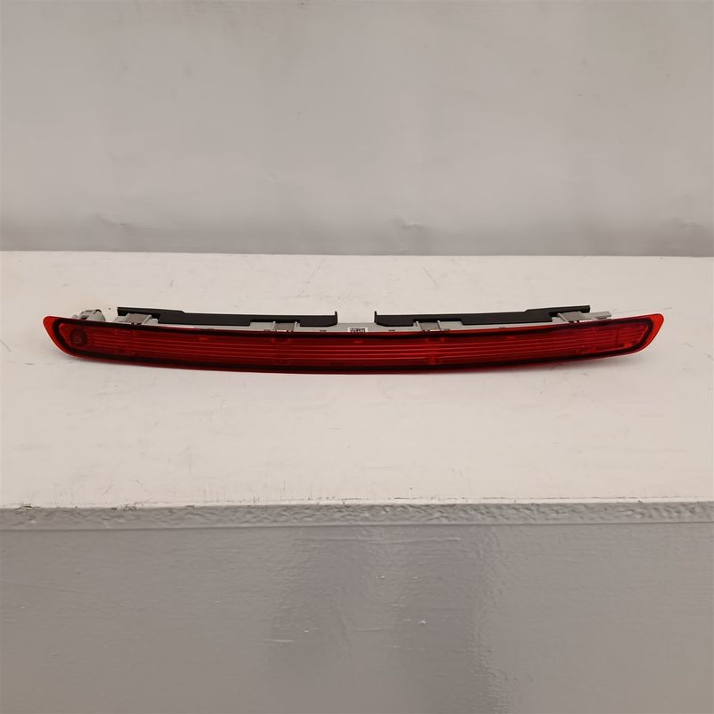 Lampa stop - OE 5E9 945 097C