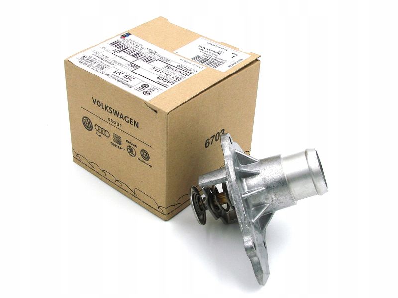 Obudowa termostatu - OE 057 121 111C