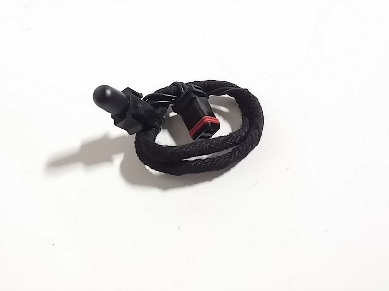 Czujnik temperatury zewnętrznej - OE 30674546