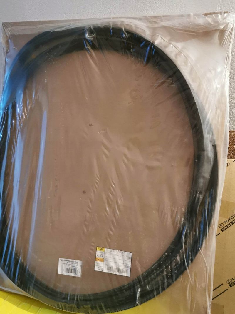 Element pokrywy bagażnika - OE 1Z5 827 705A