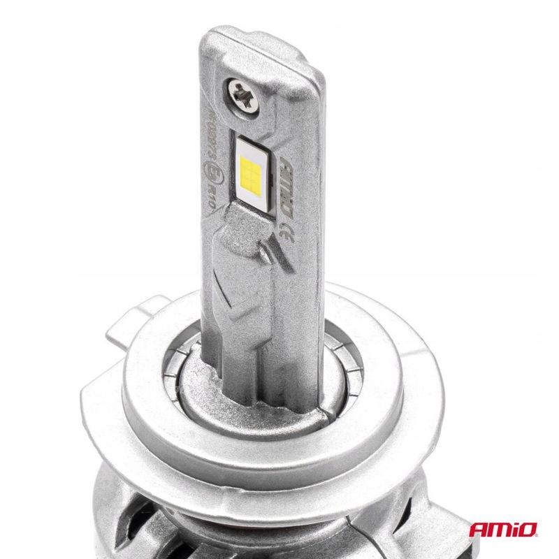 Żarówki samochodowe LED seria X2 H7 6500K Canbus - AMIO AMI02973