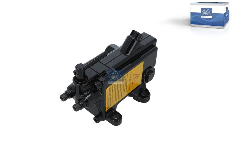 Pompa/siłownik odchylania kabiny kierowcy - DT SPARE PARTS 4.62151