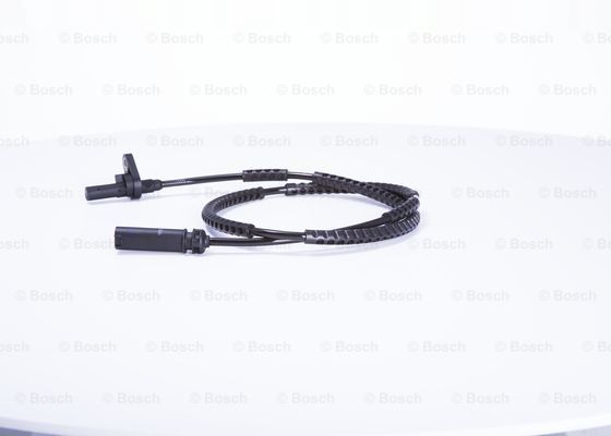 Czujnik prędkości obrotowej koła - BOSCH 0 265 008 162