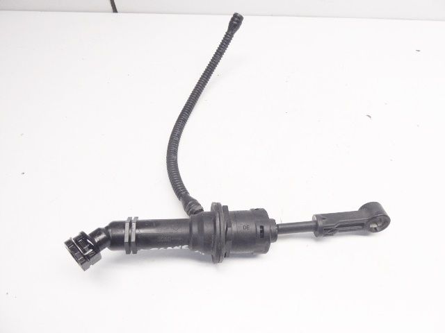 Pompa sprzęgła - OE 30 61 000 30R