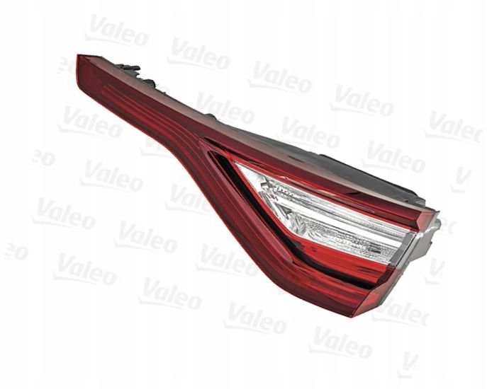 Lampa tylna halogen+LED lewa LHD / RHD - VALEO 047059