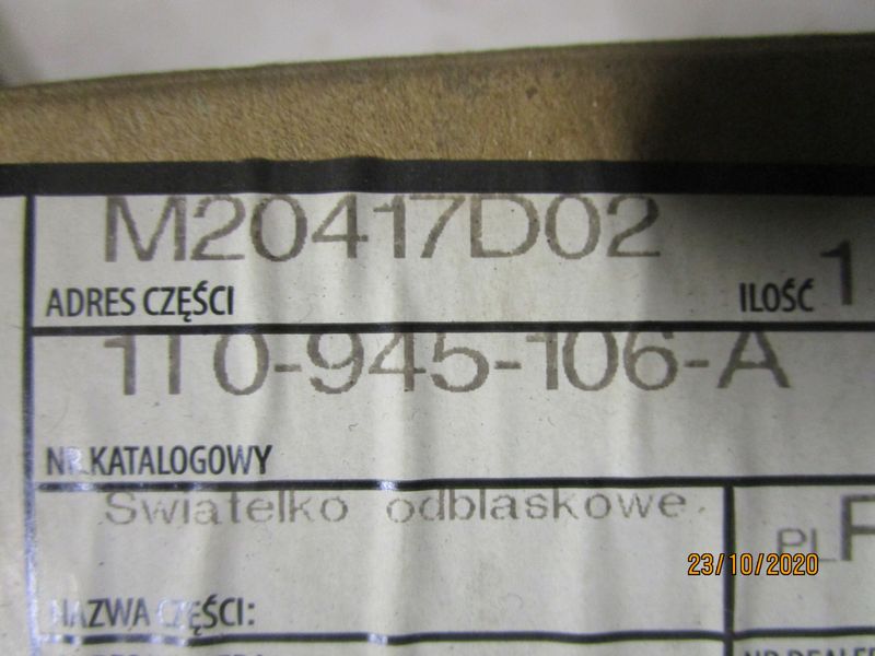 Elementy zderzaka - OE 1T0 945 106A