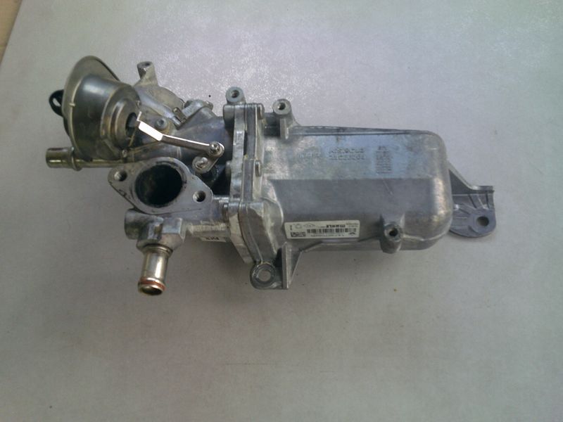 Chłodnica spalin - OE 14 73 570 86R